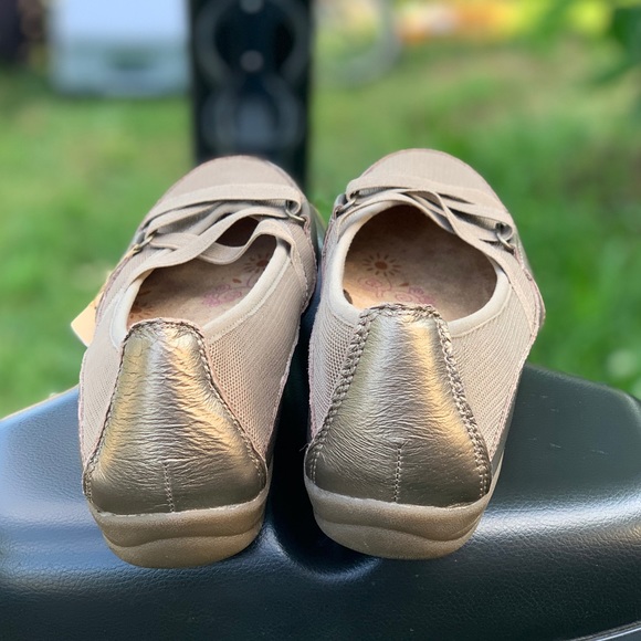 earth spirit shoes wide width